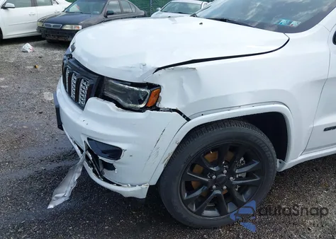 2021 Jeep Grand Cherokee Laredo X 4X4 z USA, uszkodzony, nr VIN 1C4RJFAG5MC566243